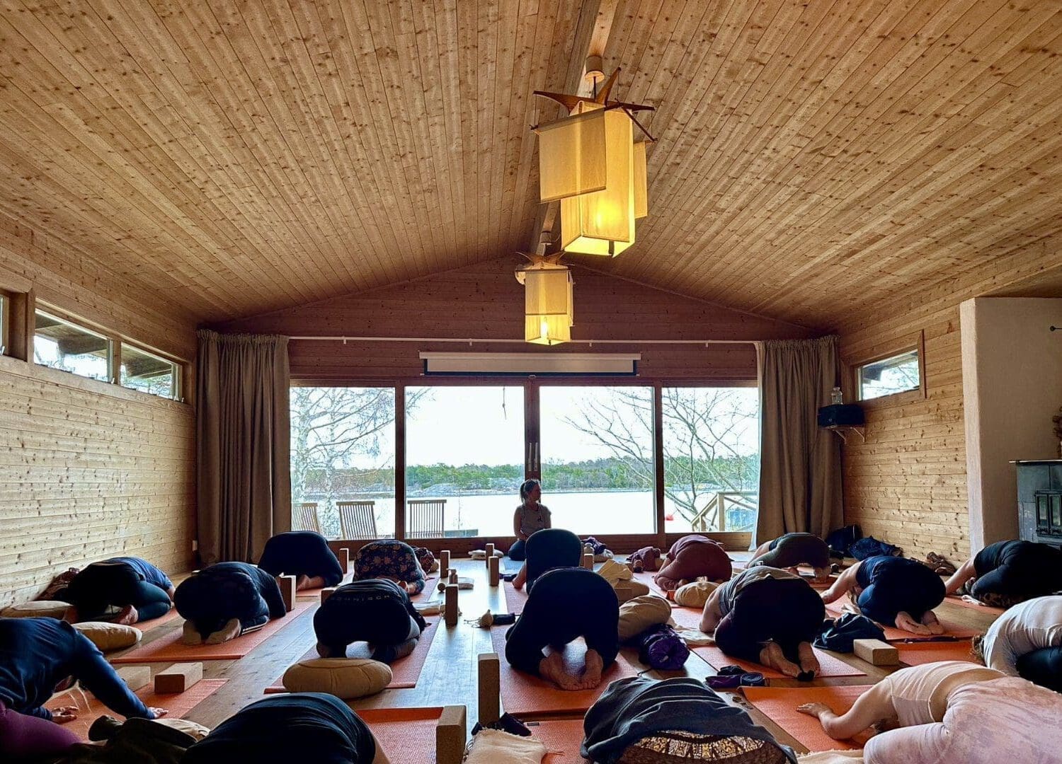 Yoga i Dojon på Idöborg