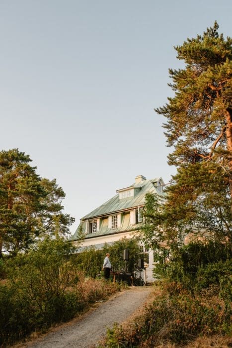 Vita villan idöborg