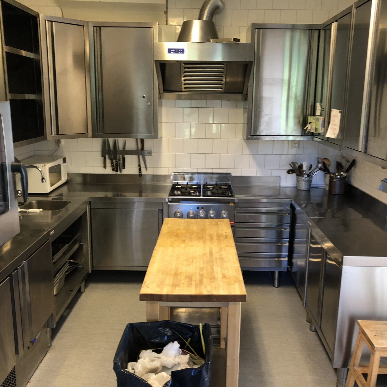 Kök, vita villan idöborg