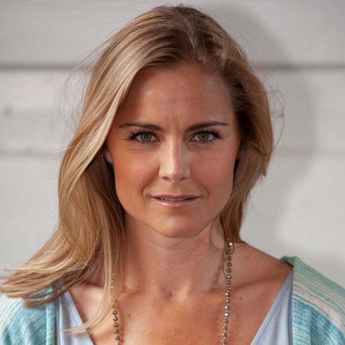 Madeleine Wilhelmsson - YogaMana